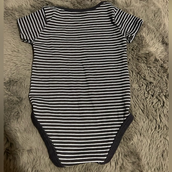 3 PUMA Baby Onesies Sz 6-9 Months NWOT - Picture 3 of 7